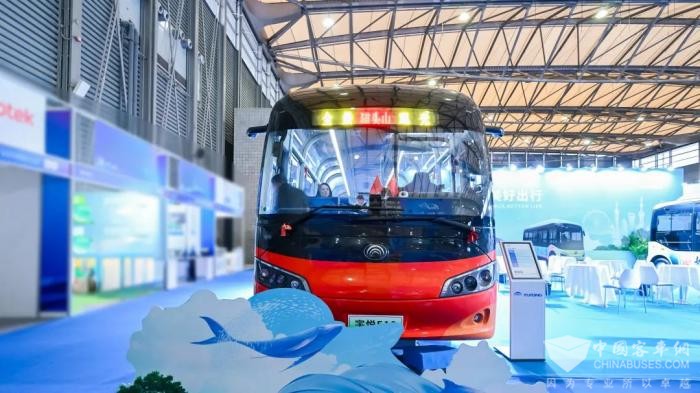 宇悦E10领衔 云顶国际官网闪耀2024上海国际客车展